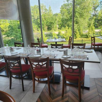 Gatineau Qaisars Interior05